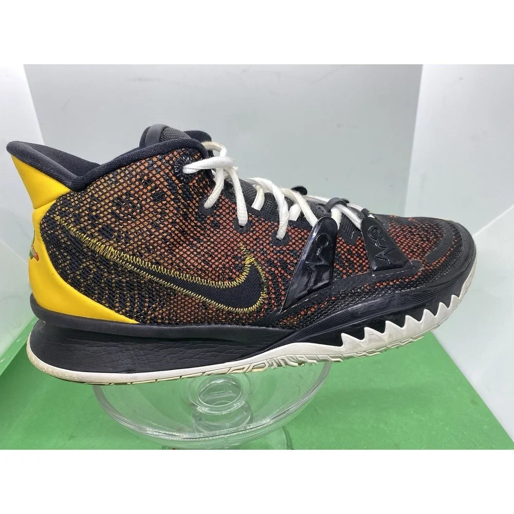Nike Kyrie 7 Roswell Raygun Athletic Basketball Shoe Sneaker Men 9.5 CQ9326-003